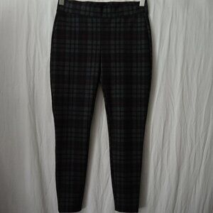 4/$25 Maurices Plaid Leggings Charcoal Gray & Wine Red Cropped Pants Size Medium